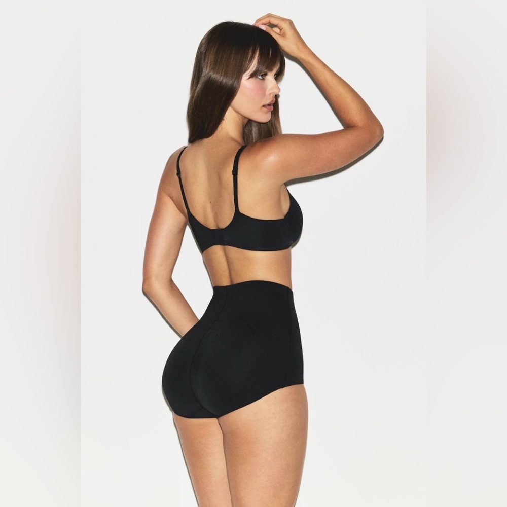 SKIMS Black High-Waist Shaping Brief & Scoop Bralette Set